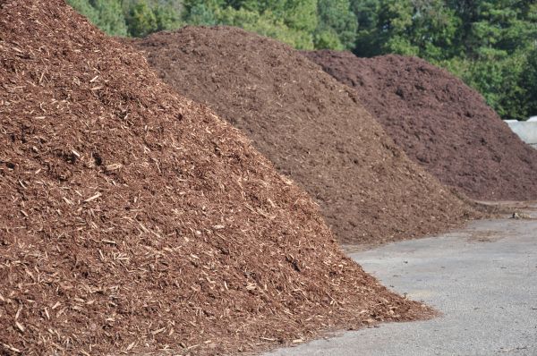 Brown Mulch Delivery in Gilbert