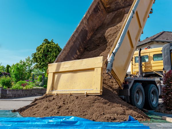 Landscaping Soil Delivery in Gilbert